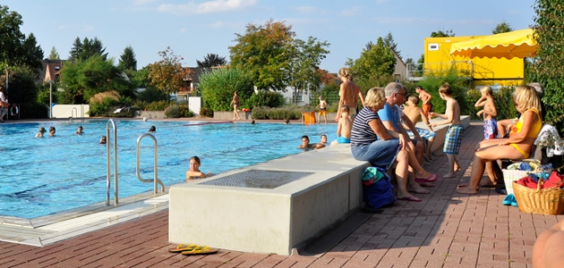 Schwimmbad Ansicht 5